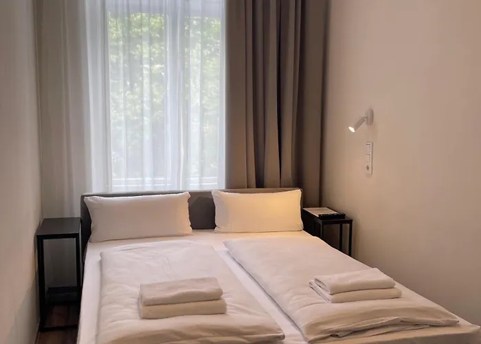 Motel Blue - Minimalist Boutique Hotel Berlin